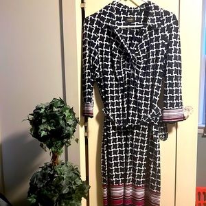 Laundry Shelli Segal Geometric Flattering Dress EUC